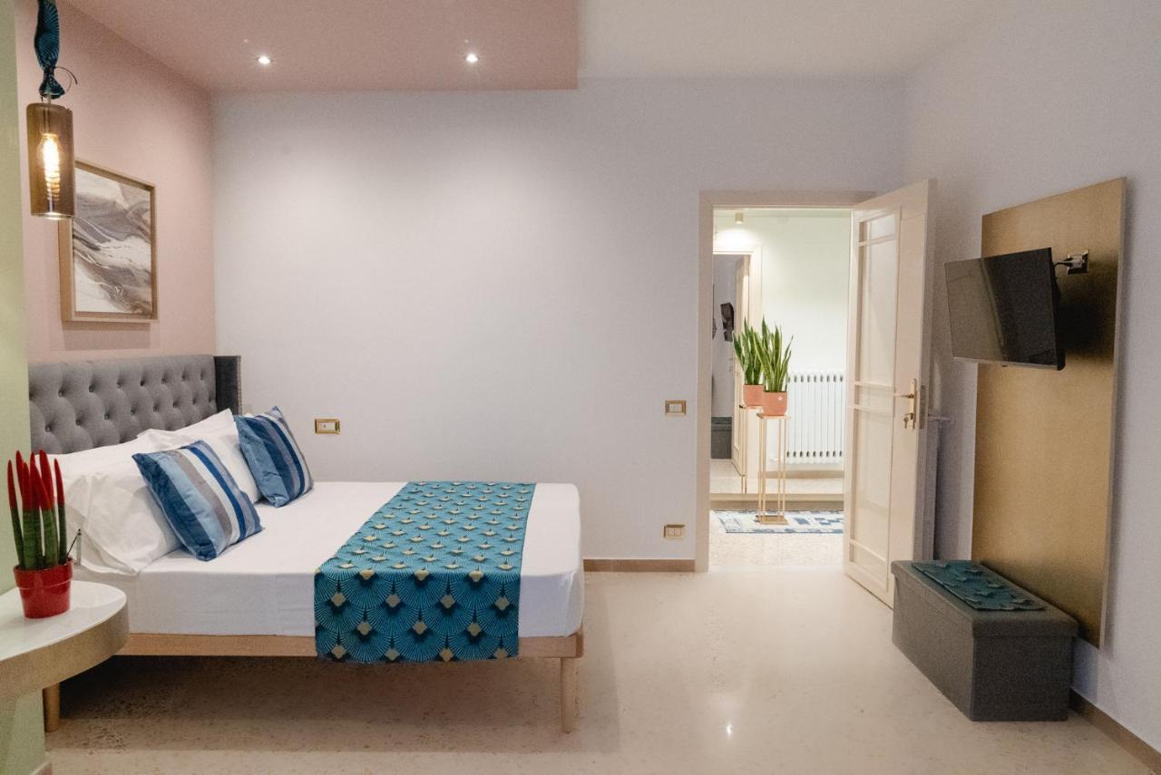 Stazione Centrale Bari Suppa G & C Italia Hotel Kültér fotó